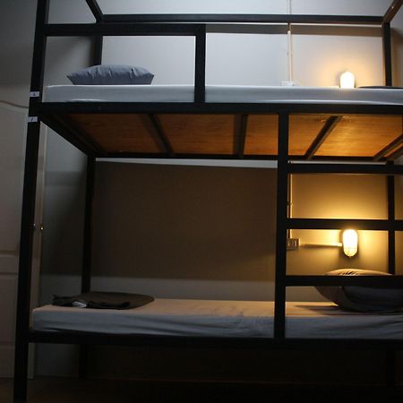 The Mixx Hostel Bangkok Buitenkant foto
