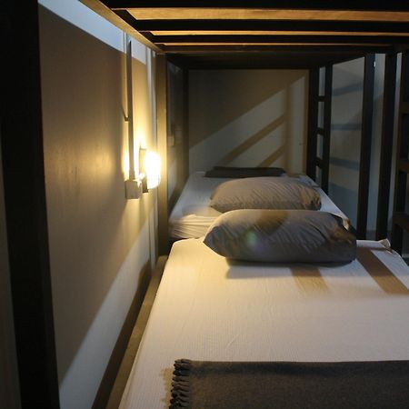 The Mixx Hostel Bangkok Buitenkant foto