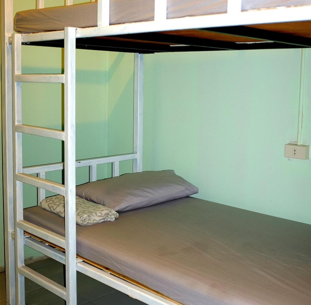 The Mixx Hostel Bangkok Buitenkant foto
