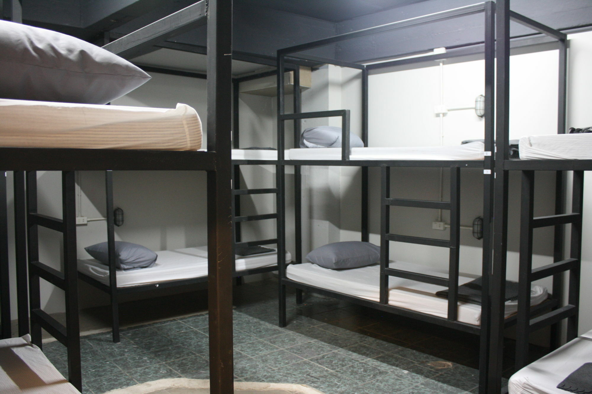 The Mixx Hostel Bangkok Buitenkant foto